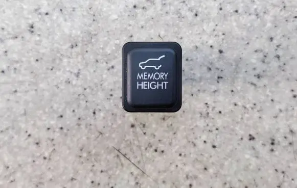 Subaru Forester SJ Tailgate opening switch