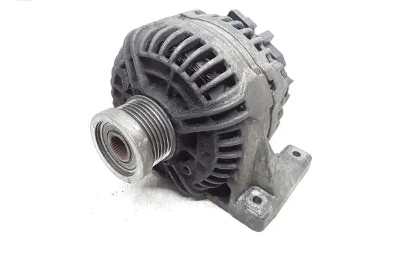 Volvo XC90 Generator/alternator 30667788 0124625024