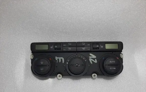 Skoda Octavia Mk2 (1Z) Climate control unit 1Z0907044E