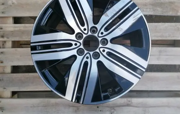 Mercedes-Benz EQA R18 alloy rim A2434011400