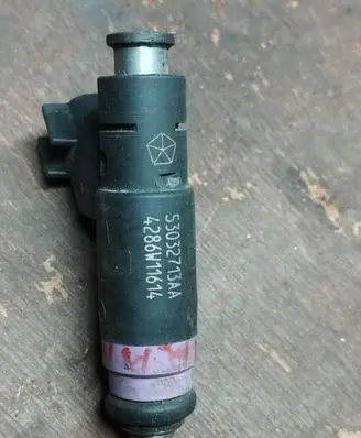 Dodge Durango II Fuel injector 53032713AA