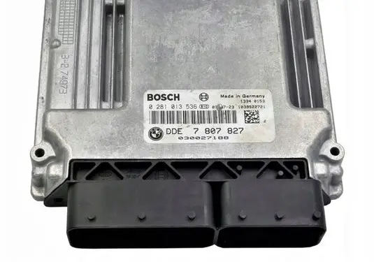 BMW 1 E81 E87 Engine control unit/module 02810135367807827