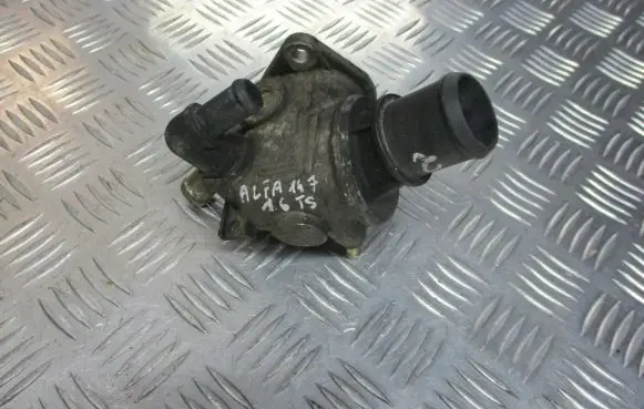 Alfa Romeo 147 Thermostat housing 