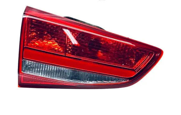 Tailgate rear/tail lights