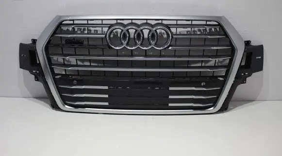 Audi Q7 4M Front grill 4M0853651D
