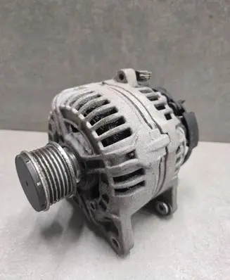 Nissan Qashqai Generator/alternator LRA02884