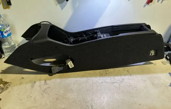 Volvo XC40 Other center console (tunnel) element 32352200 69045010 246533