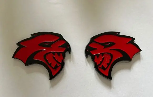 Dodge Challenger Fender model badge letters