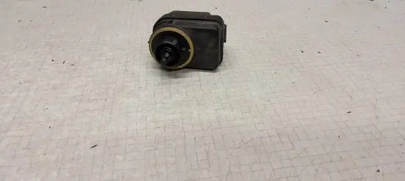 Toyota Aygo AB10 Headlight level adjustment motor 