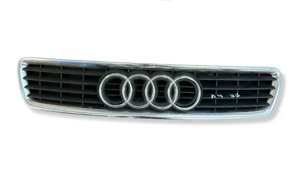Audi A4 S4 B5 8D Front grill 8D0853651R