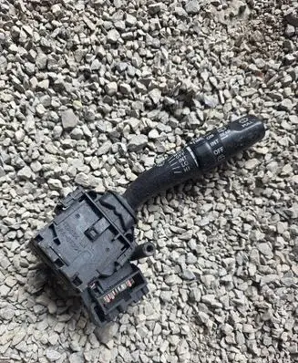 Toyota Avensis T250 Wiper control stalk 173654