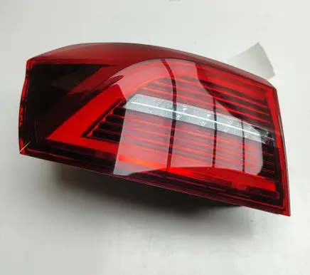 Volkswagen PASSAT B8 Rear/tail lights 3G9945207J