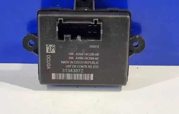 Volvo S60 Door control unit/module 31343872