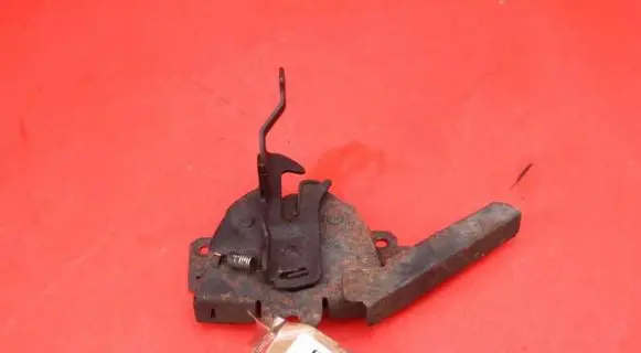 Mitsubishi Lancer Engine bonnet/hood lock/catch