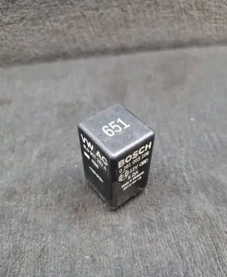Audi Q7 4L Glow plug pre-heat relay 4L0907282A 0281003106