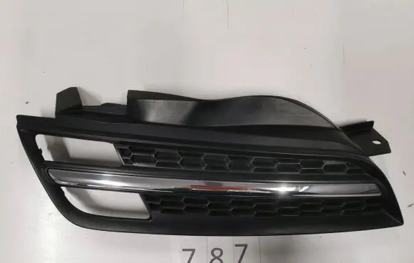 Nissan Micra Front bumper lower grill 62320BC4