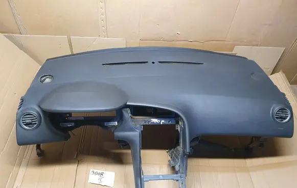 Peugeot 3008 I Dashboard 