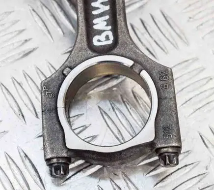 BMW 5 E60 E61 Piston 77983687792746
