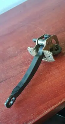 BMW 7 E38 Rear door check strap stopper 8234605