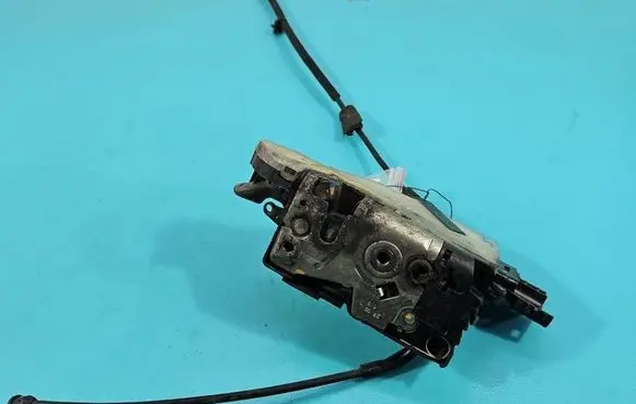 Peugeot 207 Front door lock 24090816 IMPRK1496541