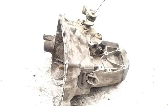 Peugeot 108 Manual 5 speed gearbox 9674044810