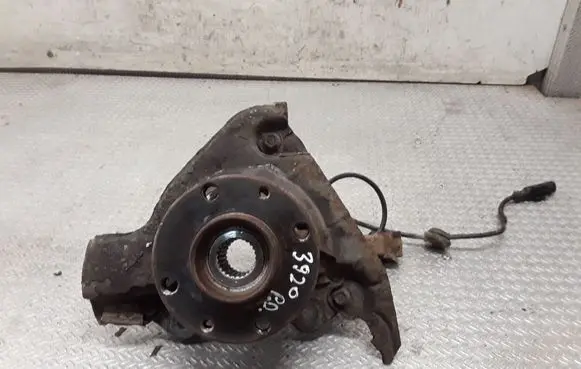 Lancia Musa Front wheel hub spindle knuckle