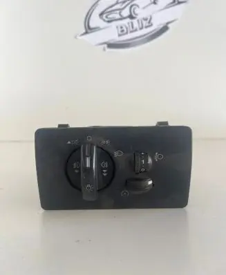 Ford Mondeo Mk III Light switch 1S7T13A024AB 04052701 020408A