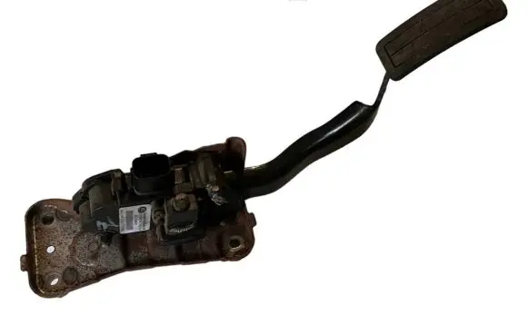 Land Rover Discovery 3 - LR3 Accelerator throttle pedal SLC500021 TFX10048
