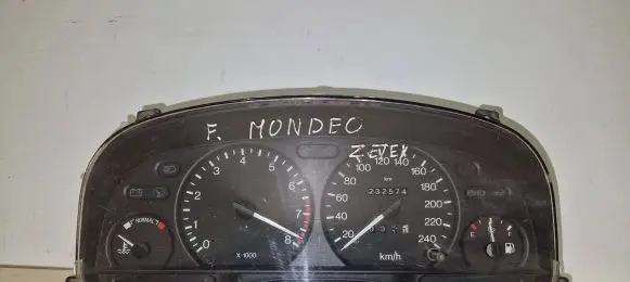 Ford Mondeo MK II Speedometer (instrument cluster) 95bp10841b