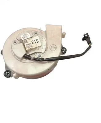 Lexus RX III Hybrid/electric vehicle battery fan 