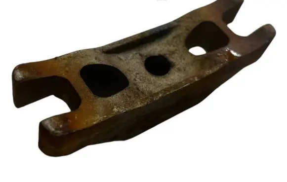 Volkswagen Crafter Fuel Injector clamp holder 03l218