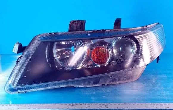 Honda Accord Headlight/headlamp P2928