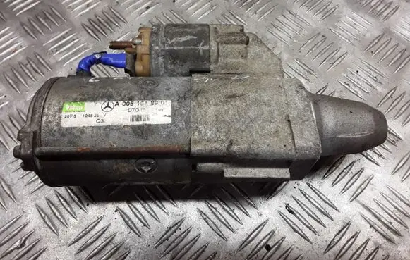Mercedes-Benz E W211 Starter motor A0051518901 D7G15