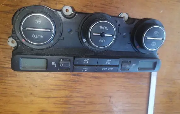 Volkswagen PASSAT B6 Climate control unit 3C0907044DA 5HB01010621