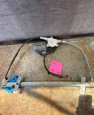 Seat Toledo I (1L) Front door window regulator with motor 0130821667
