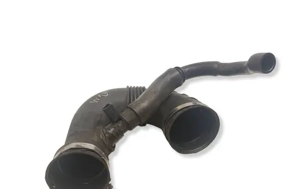 Mercedes-Benz E W211 Breather hose/pipe A6480160081
