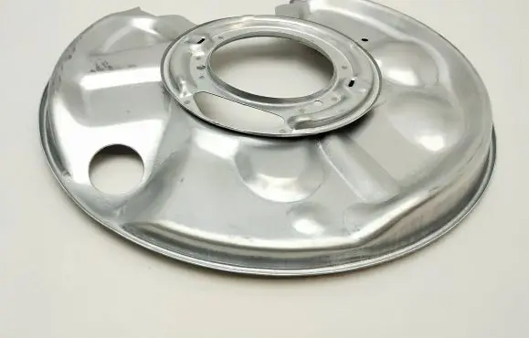 Mercedes-Benz C W202 Rear brake disc plate dust cover A2104201544 2104201544 3527878