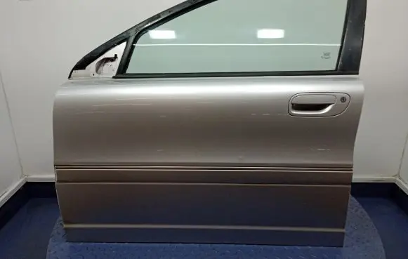 Volvo S80 Front door