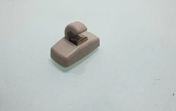 Sun visor clip/hook/bracket