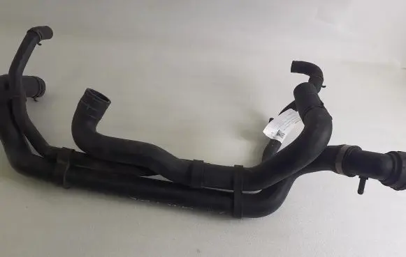 Porsche Cayenne (92A) Engine coolant pipe/hose 7P6122291F