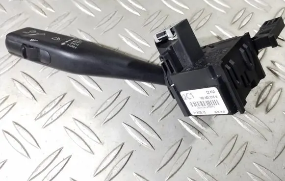 Volkswagen Jetta V Wiper control stalk 1K0953519K
