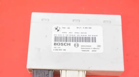 BMW 3 E90 E91 Engine control unit/module ECU 6982390