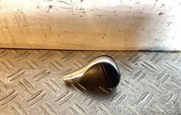 Gear lever shifter trim leather/knob