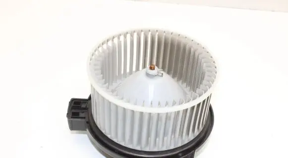 Mazda 3 II Heater fan/blower 8727000691
