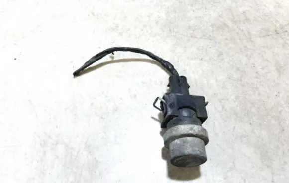 Volkswagen Golf IV Coolant temperature sensor 1h0959625