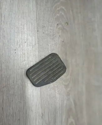 Volvo V70 Brake pedal 516021
