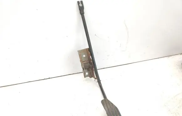 Suzuki Liana Accelerator throttle pedal
