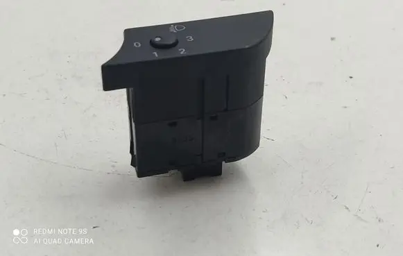 Audi A4 S4 B7 8E 8H Headlight level height control switch 8E1919094