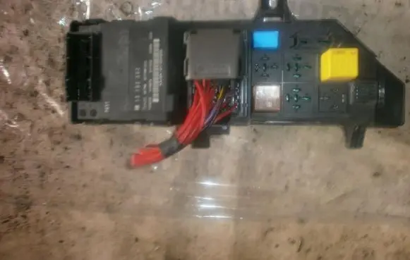 Opel Vectra C Fuse box set 13223678 13223678JA