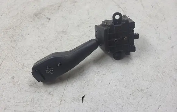 BMW 3 E46 Indicator stalk 8363668